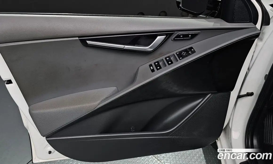 Kia Niro 2022 1.6 автомат (гидро), фото 14