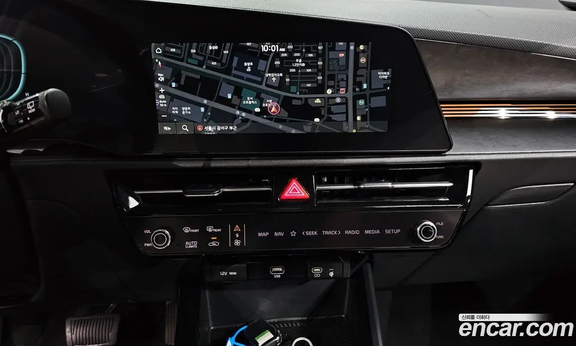 Kia Niro 2022 1.6 автомат (гидро), фото 20