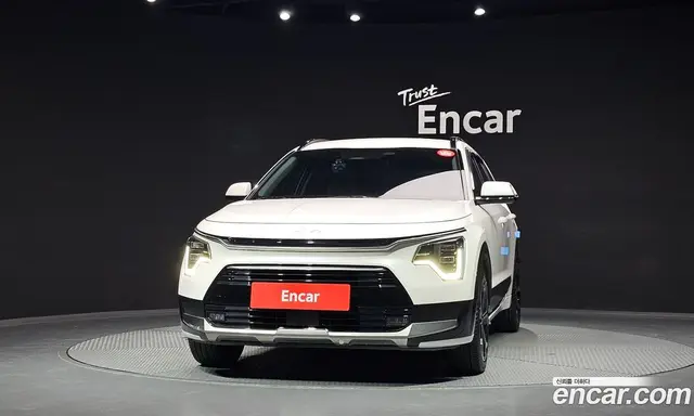 Kia Niro 2022 1.6 автомат (гидро), миниатюра 3