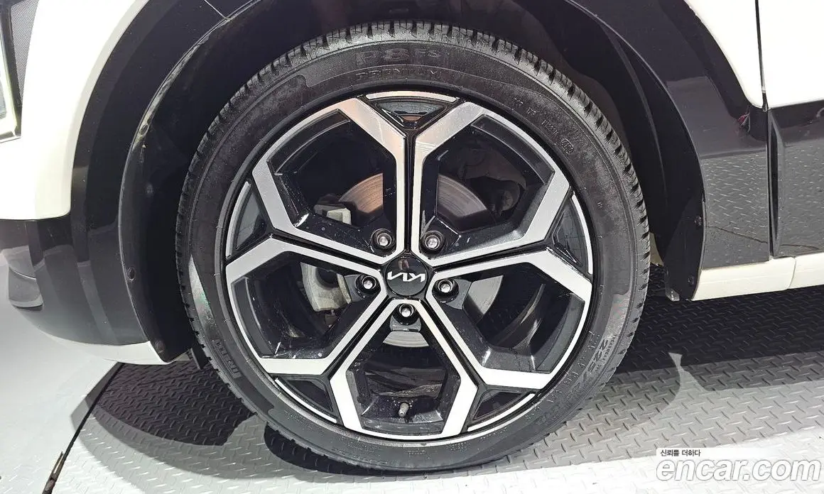 Kia Niro 2022 1.6 автомат (гидро), фото 5