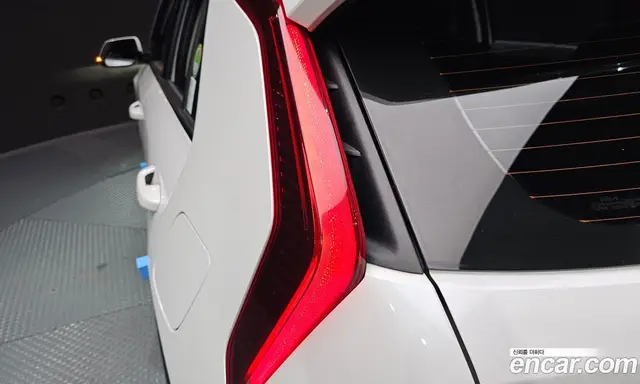 Kia Niro 2022 1.6 автомат (гидро), миниатюра 9