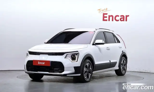 Kia Niro, 2023, 2 152 км