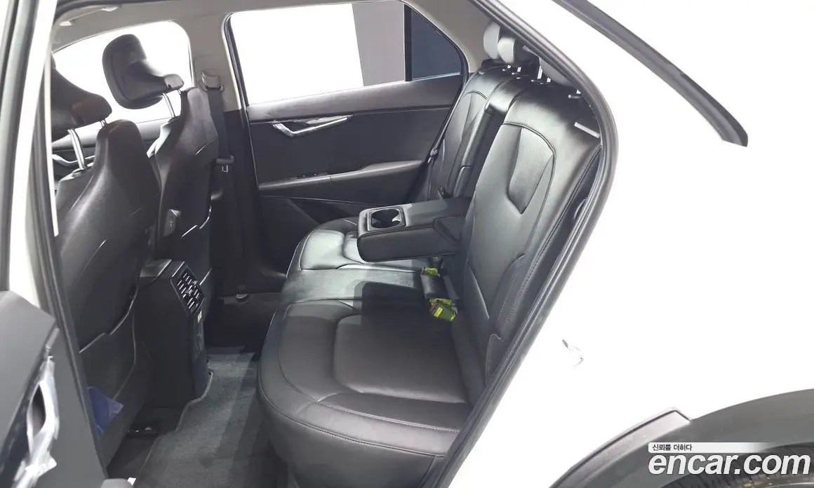 Kia Niro 2023 0.2 автомат (гидро), фото 18