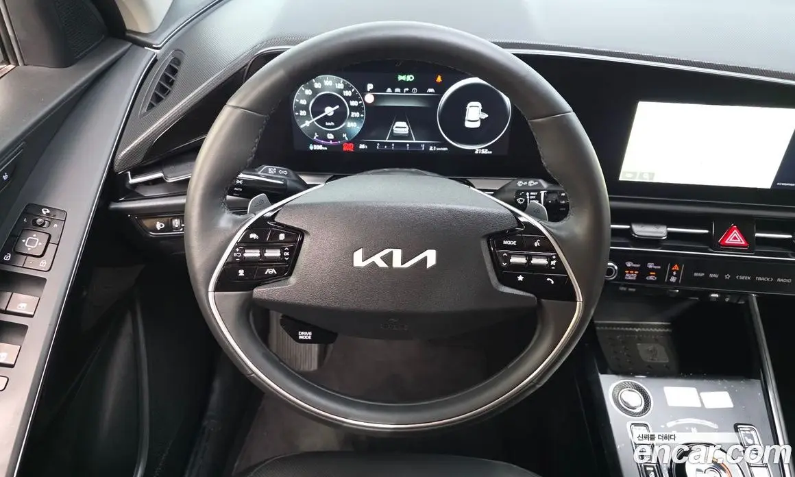 Kia Niro 2023 0.2 автомат (гидро), фото 20