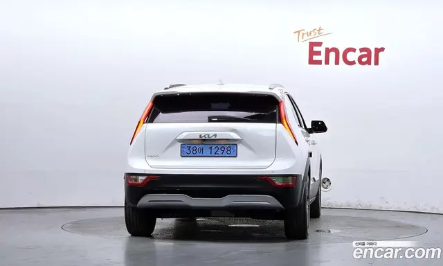 Kia Niro 2023 0.2 автомат (гидро), миниатюра 4
