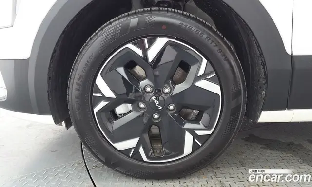 Kia Niro 2023 0.2 автомат (гидро), миниатюра 5