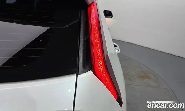 Kia Niro 2023 0.2 автомат (гидро), миниатюра 9
