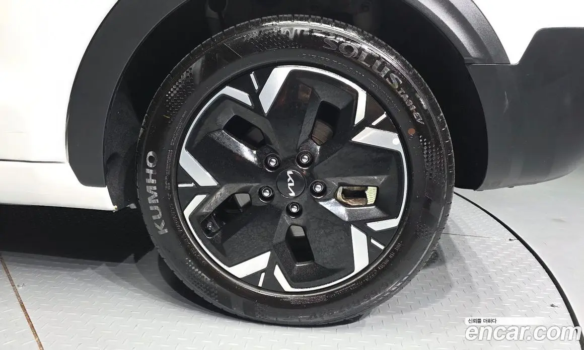 Kia Niro 2023 0.2 автомат (гидро), фото 7 Kia Niro 2023 0.2 автомат (гидро), фото 7