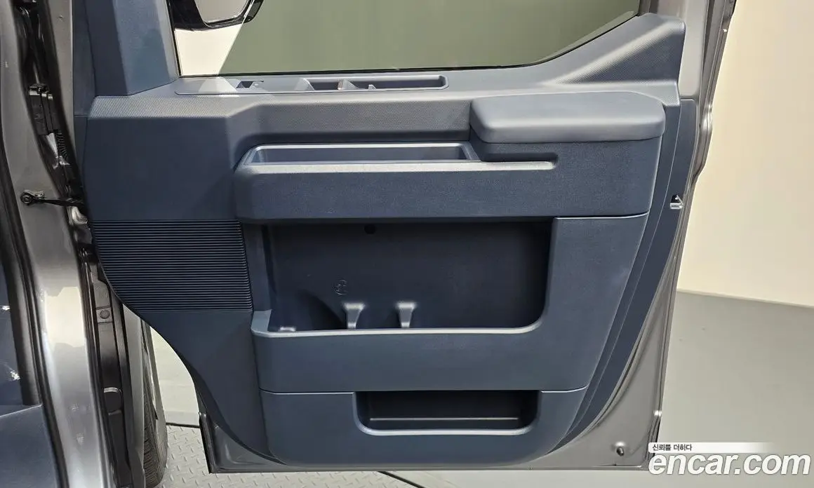 Kia PV5 2026 0.2 автомат (гидро), фото 13 Kia PV5 2026 0.2 автомат (гидро), фото 13