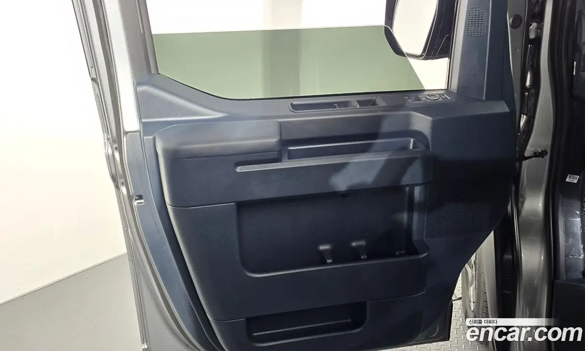 Kia PV5 2026 0.2 автомат (гидро), фото 14 Kia PV5 2026 0.2 автомат (гидро), фото 14
