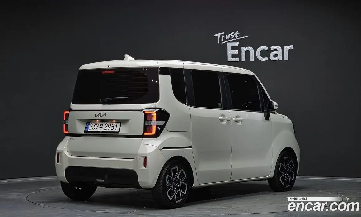 Kia Ray 2022 1.0 автомат (гидро), фото 2 Kia Ray 2022 1.0 автомат (гидро), фото 2
