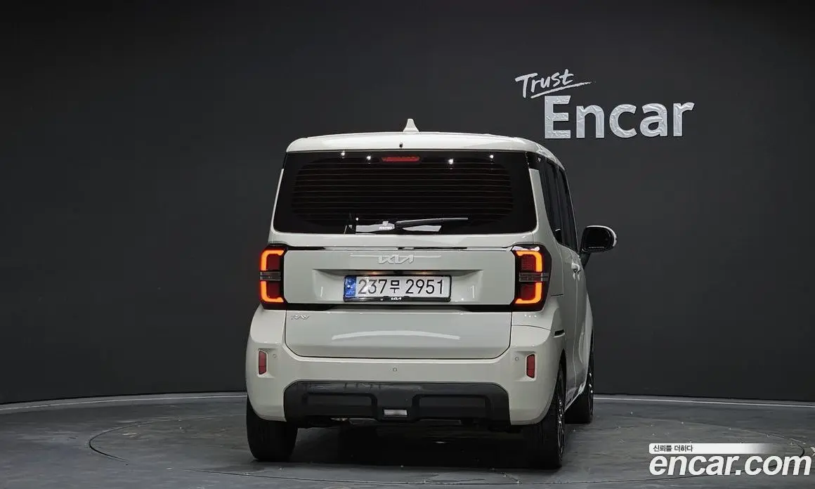 Kia Ray 2022 1.0 автомат (гидро), фото 4 Kia Ray 2022 1.0 автомат (гидро), фото 4