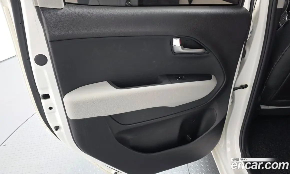 Kia Ray 2023 1.0 автомат (гидро), фото 15 Kia Ray 2023 1.0 автомат (гидро), фото 15