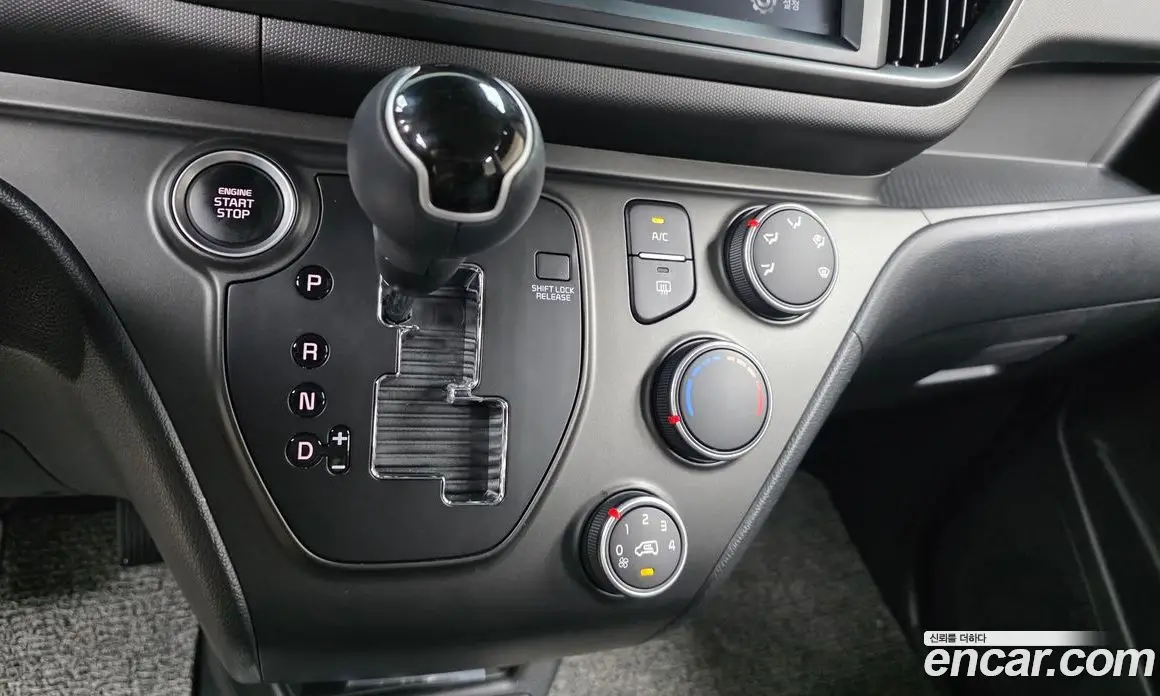 Kia Ray 2024 1.0 автомат (гидро), фото 12 Kia Ray 2024 1.0 автомат (гидро), фото 12