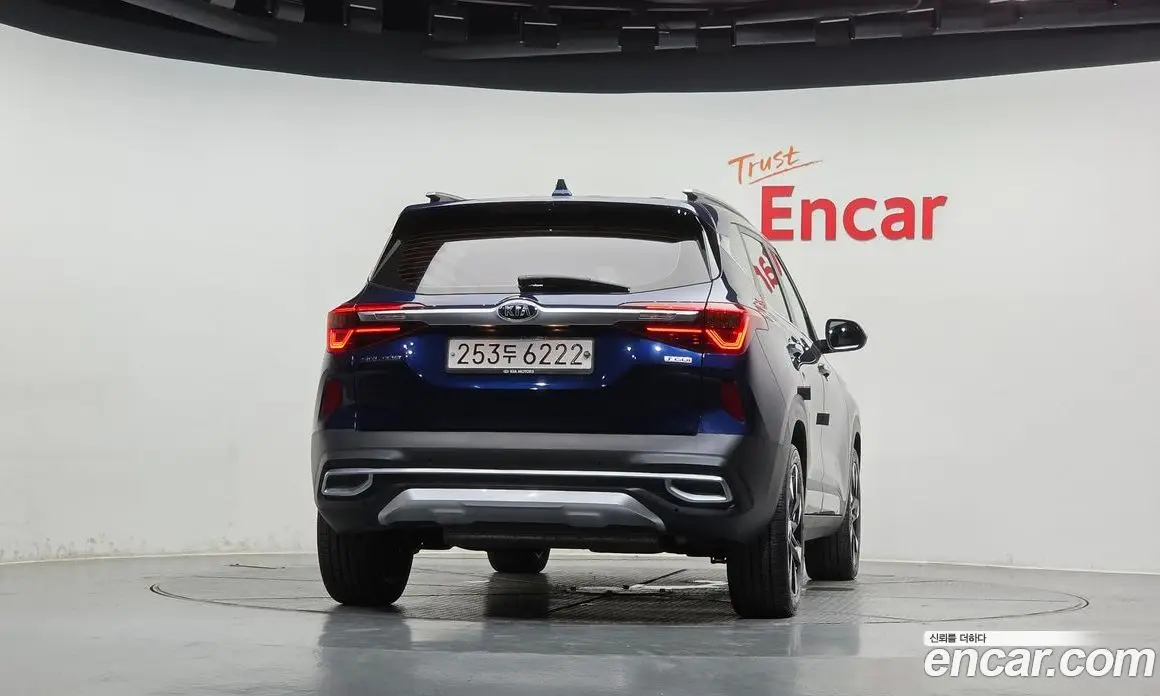 Kia Seltos 2020 1.6 автомат (гидро), фото 3