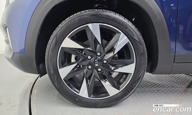Kia Seltos 2020 1.6 автомат (гидро), миниатюра 4