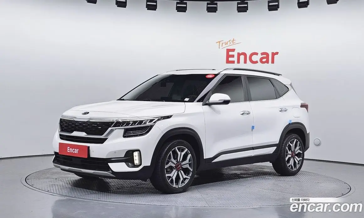 Kia Seltos 2021 1.6 автомат (гидро), фото 1 Kia Seltos 2021 1.6 автомат (гидро), фото 1