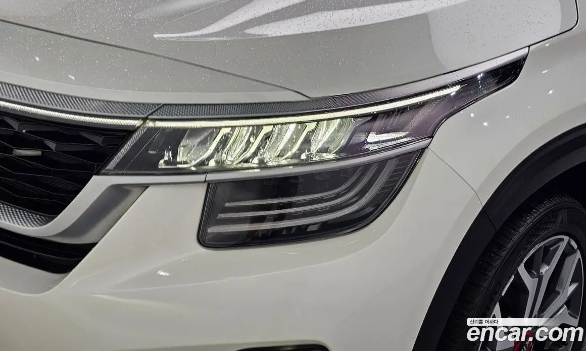 Kia Seltos 2021 1.6 автомат (гидро), фото 8 Kia Seltos 2021 1.6 автомат (гидро), фото 8