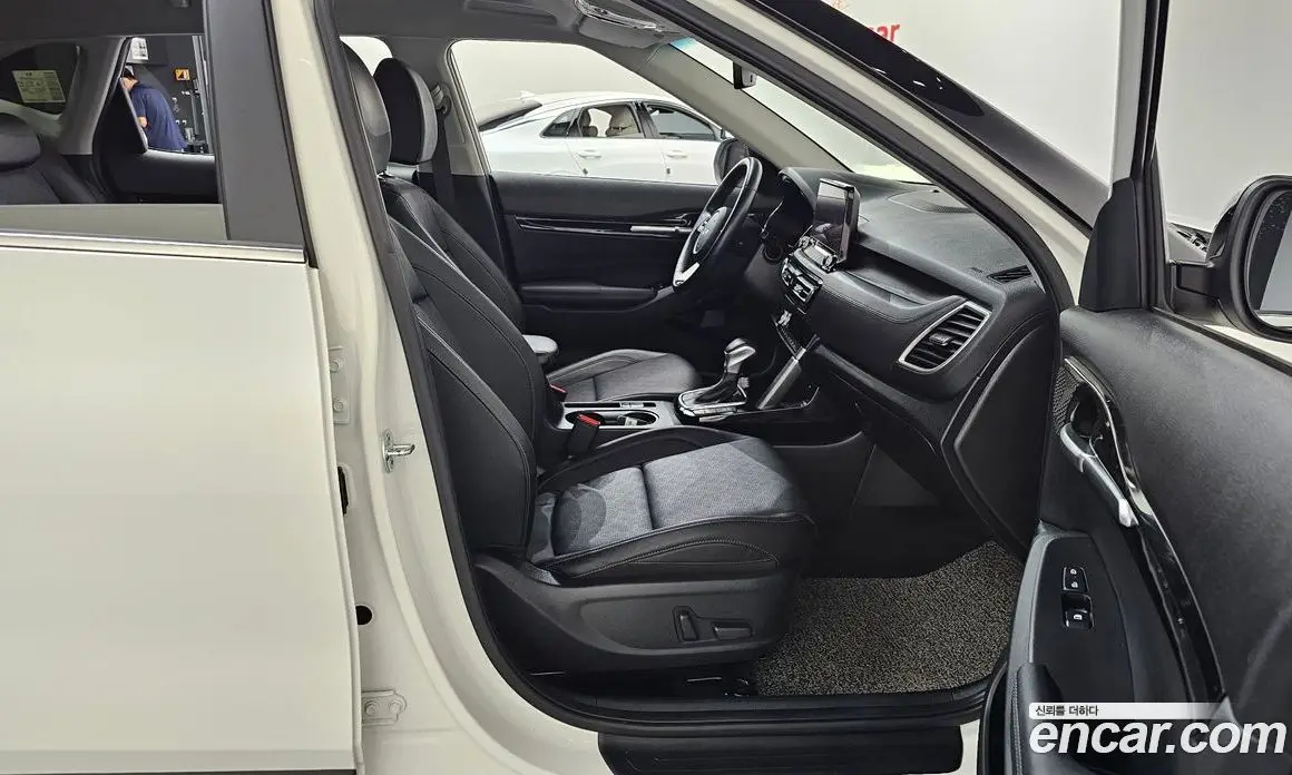 Kia Seltos 2022 1.6 автомат (гидро), фото 16 Kia Seltos 2022 1.6 автомат (гидро), фото 16