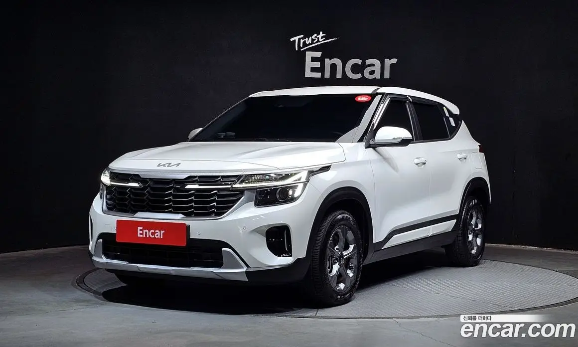 Kia Seltos 2024 1.6 автомат (гидро), фото 1 Kia Seltos 2024 1.6 автомат (гидро), фото 1