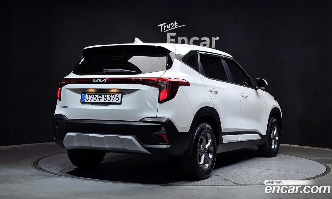 Kia Seltos 2024 1.6 автомат (гидро), фото 2 Kia Seltos 2024 1.6 автомат (гидро), фото 2
