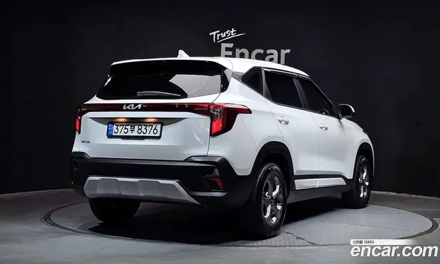 Kia Seltos 2024 1.6 автомат (гидро), миниатюра 2 Kia Seltos 2024 1.6 автомат (гидро), миниатюра 2