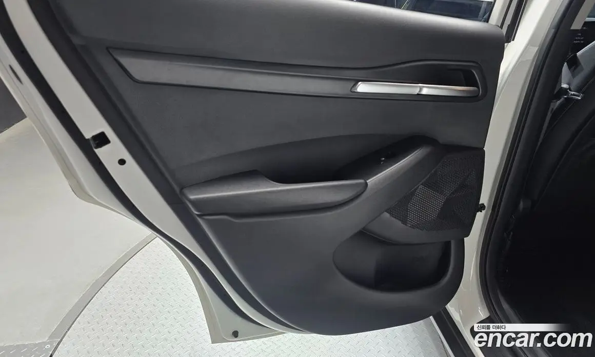 Kia Seltos 2024 1.6 автомат (гидро), фото 15 Kia Seltos 2024 1.6 автомат (гидро), фото 15