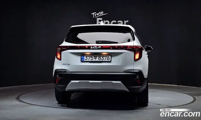 Kia Seltos 2024 1.6 автомат (гидро), миниатюра 4 Kia Seltos 2024 1.6 автомат (гидро), миниатюра 4
