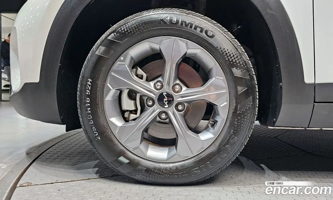 Kia Seltos 2024 1.6 автомат (гидро), фото 5 Kia Seltos 2024 1.6 автомат (гидро), фото 5