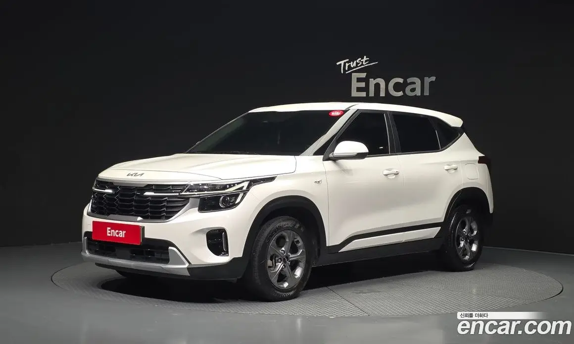 Kia Seltos 2024 1.6 автомат (гидро), фото 1 Kia Seltos 2024 1.6 автомат (гидро), фото 1