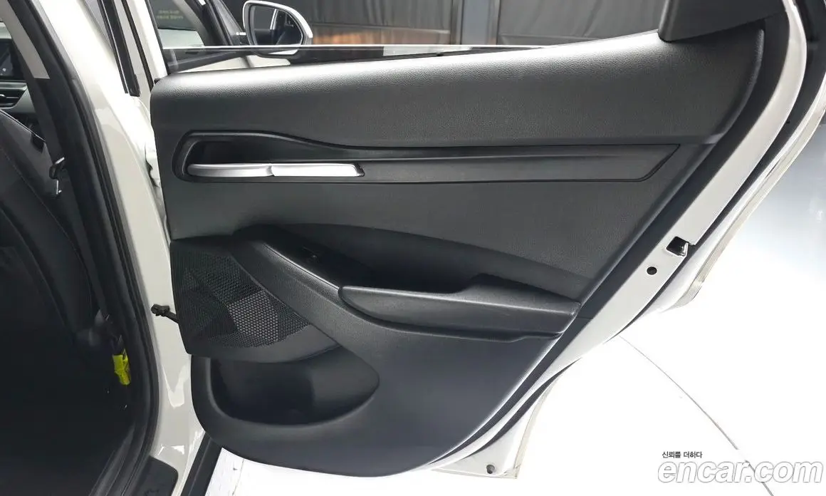 Kia Seltos 2024 1.6 автомат (гидро), фото 15 Kia Seltos 2024 1.6 автомат (гидро), фото 15
