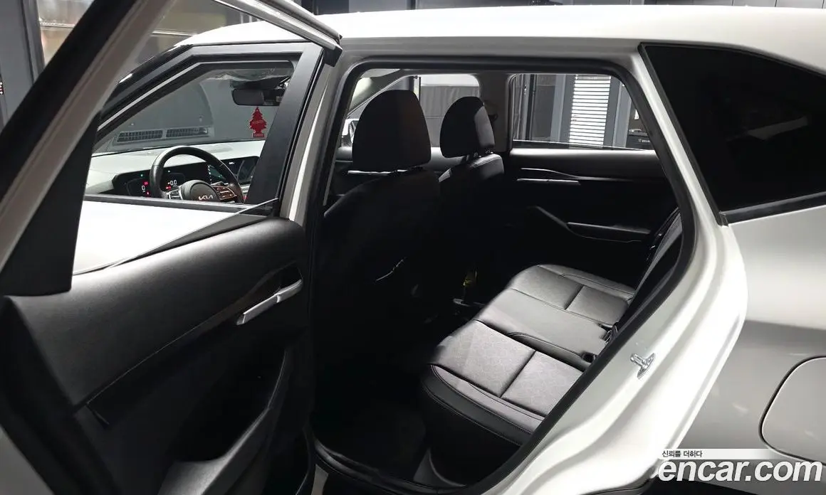 Kia Seltos 2024 1.6 автомат (гидро), фото 16 Kia Seltos 2024 1.6 автомат (гидро), фото 16