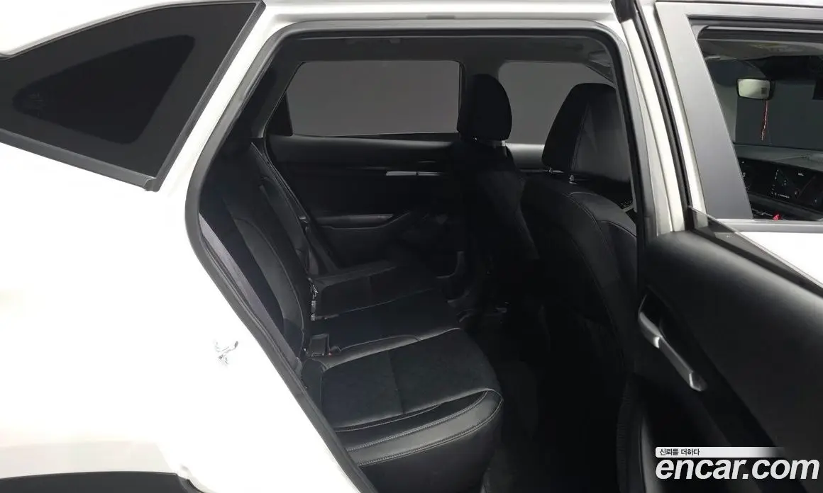 Kia Seltos 2024 1.6 автомат (гидро), фото 18 Kia Seltos 2024 1.6 автомат (гидро), фото 18