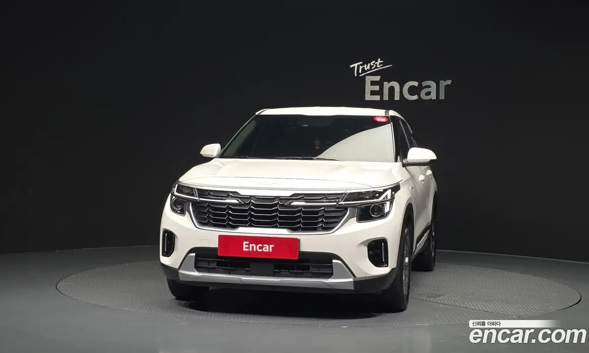 Kia Seltos 2024 1.6 автомат (гидро), фото 3 Kia Seltos 2024 1.6 автомат (гидро), фото 3