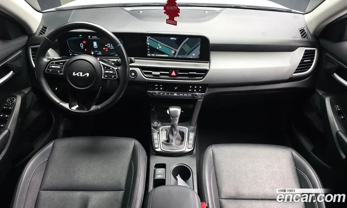 Kia Seltos 2024 1.6 автомат (гидро), фото 10 Kia Seltos 2024 1.6 автомат (гидро), фото 10