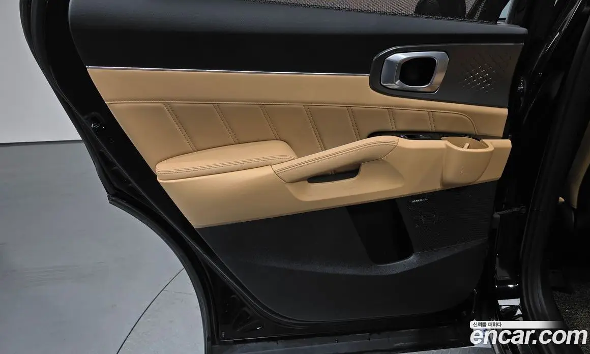 Kia Sorento 2021 2.2 автомат (гидро), фото 15 Kia Sorento 2021 2.2 автомат (гидро), фото 15