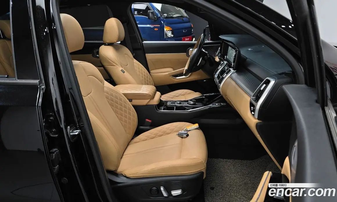 Kia Sorento 2021 2.2 автомат (гидро), фото 16 Kia Sorento 2021 2.2 автомат (гидро), фото 16