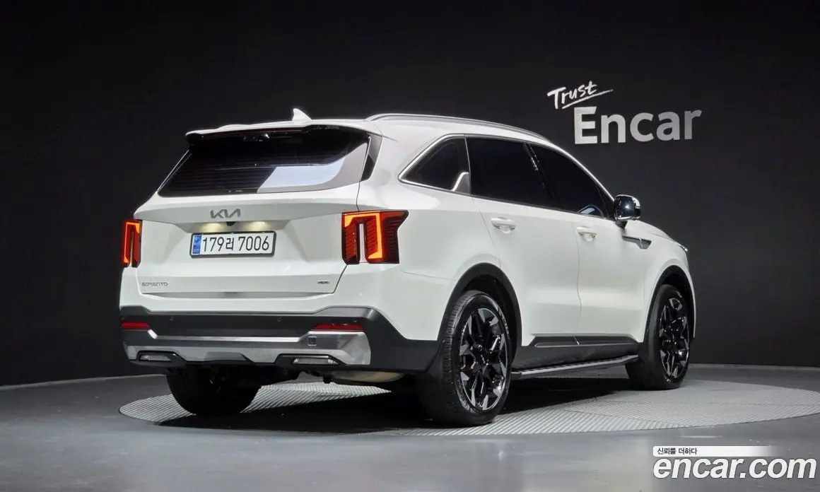 Kia Sorento 2023 2.5 автомат (гидро), фото 2 Kia Sorento 2023 2.5 автомат (гидро), фото 2