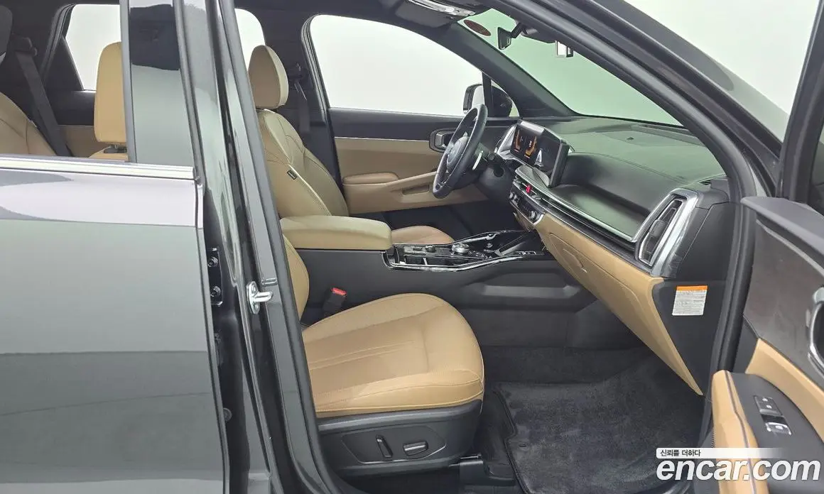 Kia Sorento 2025 1.6 автомат (гидро), фото 16 Kia Sorento 2025 1.6 автомат (гидро), фото 16