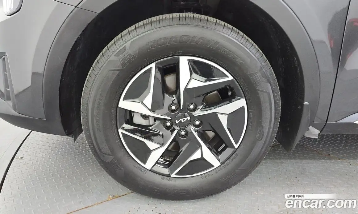 Kia Sorento 2025 1.6 автомат (гидро), фото 5 Kia Sorento 2025 1.6 автомат (гидро), фото 5