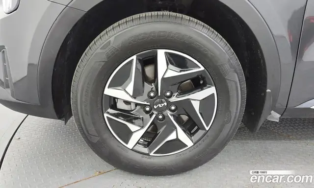 Kia Sorento 2025 1.6 автомат (гидро), миниатюра 5 Kia Sorento 2025 1.6 автомат (гидро), миниатюра 5