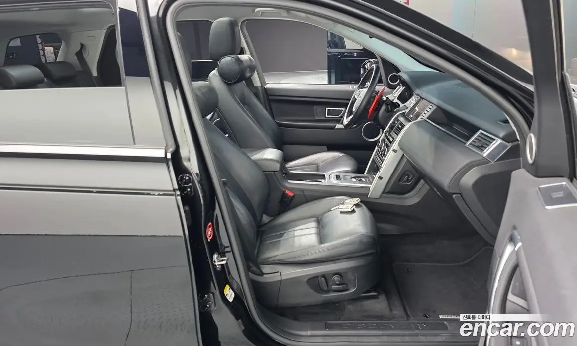 Land Rover Discovery Sport 2016 2.0 автомат (гидро), фото 15