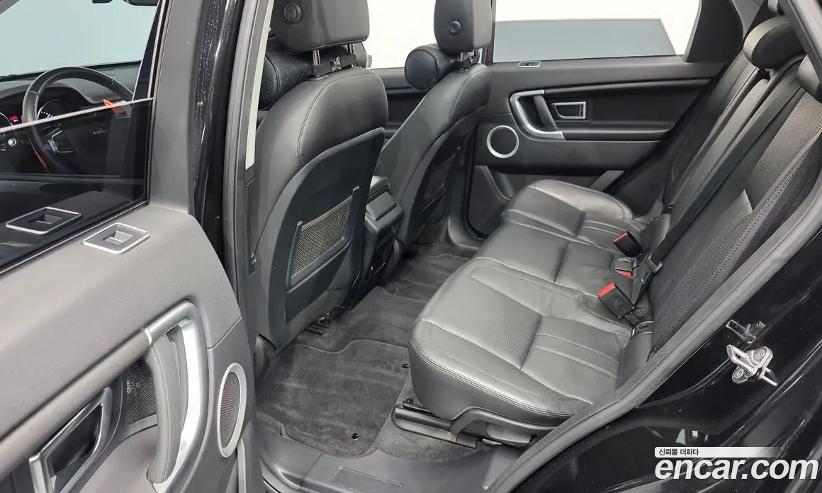 Land Rover Discovery Sport 2016 2.0 автомат (гидро), фото 17