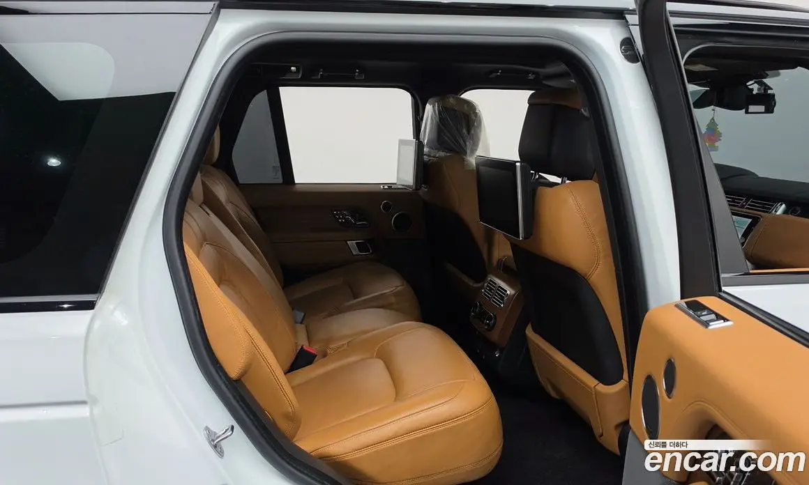 Land Rover Range Rover 2020 4.4 автомат (гидро), фото 16