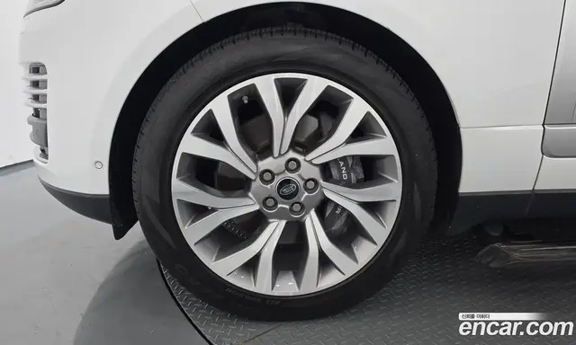 Land Rover Range Rover 2020 4.4 автомат (гидро), миниатюра 4