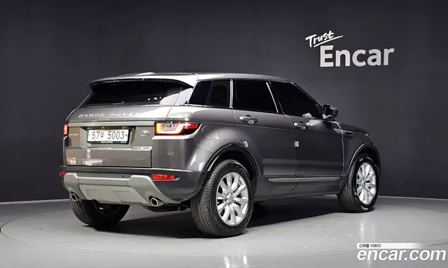 Land Rover Range Rover Evoque 2018 2.0 автомат (гидро), миниатюра 2 Land Rover Range Rover Evoque 2018 2.0 автомат (гидро), миниатюра 2