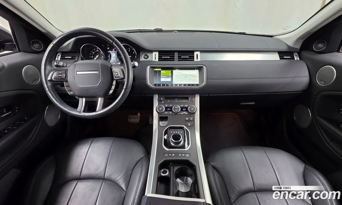 Land Rover Range Rover Evoque 2018 2.0 автомат (гидро), фото 10 Land Rover Range Rover Evoque 2018 2.0 автомат (гидро), фото 10