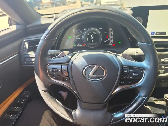 Lexus ES 2023 2.5 автомат (гидро), миниатюра 10 Lexus ES 2023 2.5 автомат (гидро), миниатюра 10