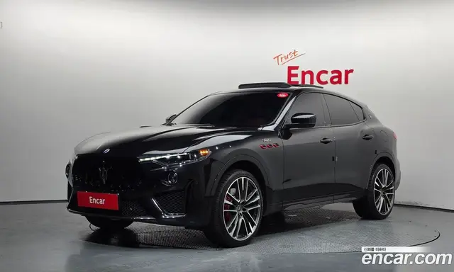 Maserati Levante, 2020, 28 003 км Maserati Levante, 2020, 28 003 км