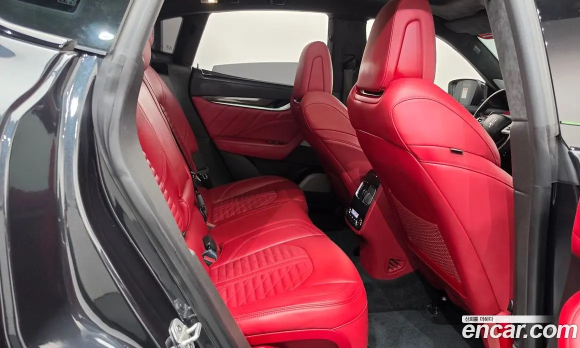 Maserati Levante 2020 3.8 автомат (гидро), фото 17